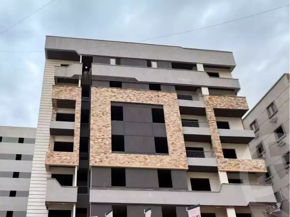 https://aqarmap.com.eg/ar/listing/5546007-for-sale-cairo-mokattam-el-hadabah-el-wosta-el-mantaqa-el-talta-el-hadaba-al-wosta-road