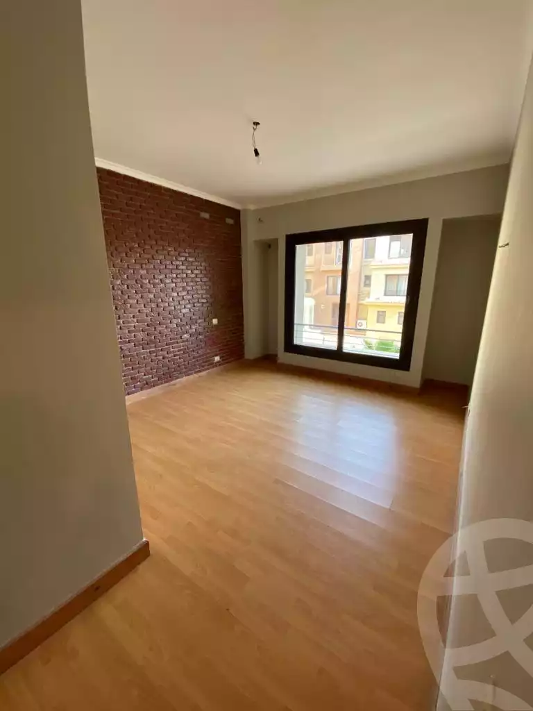 https://aqarmap.com.eg/en/listing/5546621-for-rent-cairo-el-sheikh-zayed-city-compounds-casa