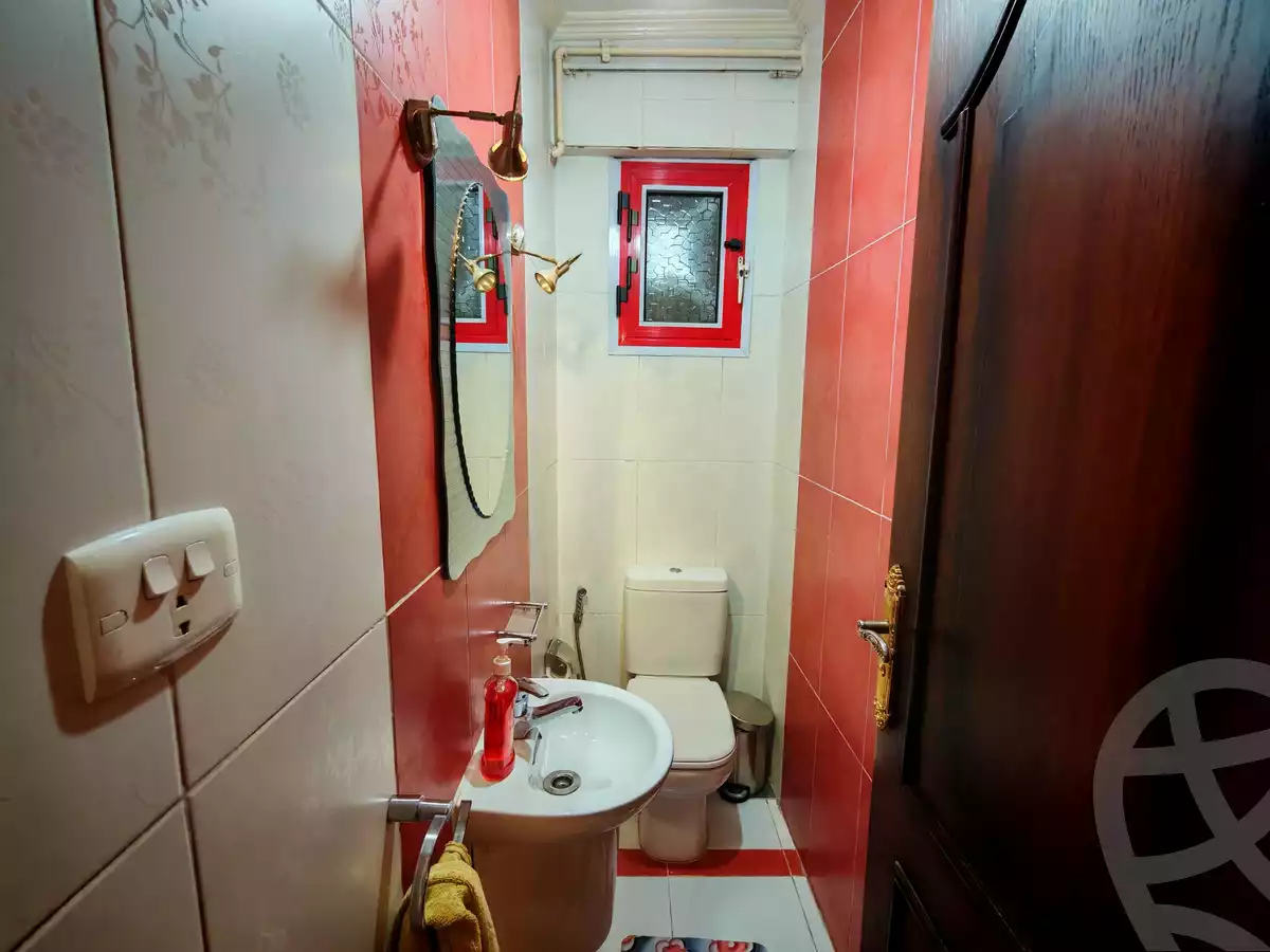 https://aqarmap.com.eg/en/listing/5548948-for-sale-alexandria-lauran-shr-bw-qyr-tryq-lhry