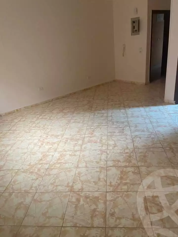 https://aqarmap.com.eg/en/listing/5549510-for-rent-cairo-mokattam-lhdb-l-ly-s-zone