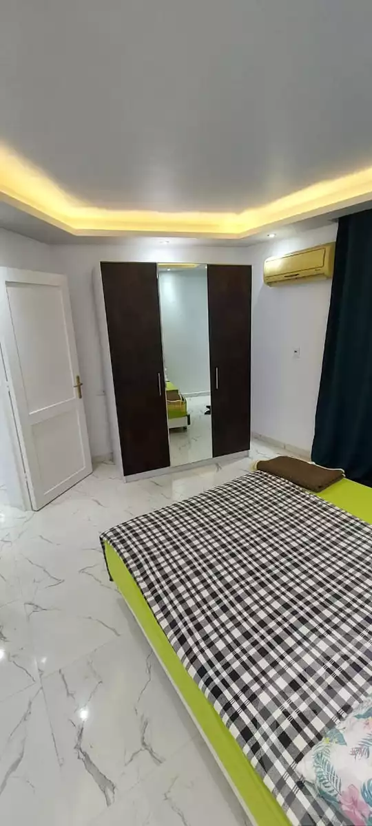 https://aqarmap.com.eg/en/listing/5550666-for-rent-cairo-new-cairo-compounds-mrfl-syty