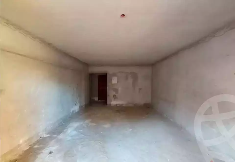https://aqarmap.com.eg/en/listing/5550913-for-sale-cairo-mokattam-lhdb-l-ly-shr-krym-bnwn