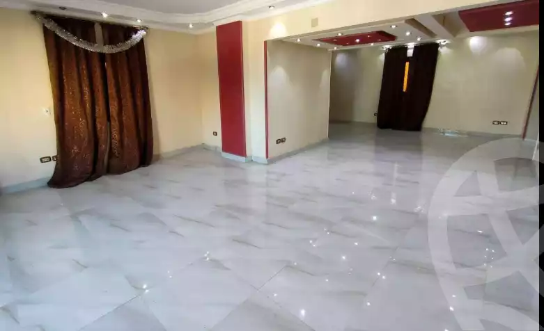 https://aqarmap.com.eg/en/listing/5551296-for-rent-cairo-mokattam-lhdb-l-ly-shareaa-9