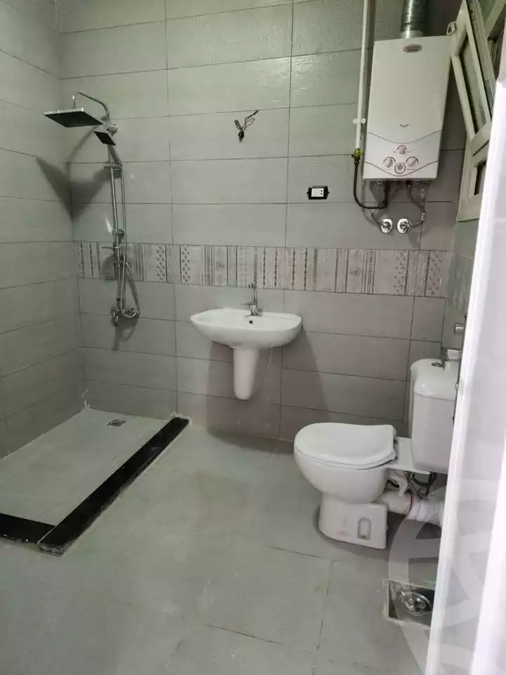 https://aqarmap.com.eg/en/listing/5551693-for-rent-cairo-mokattam-lhdb-l-ly-street-83