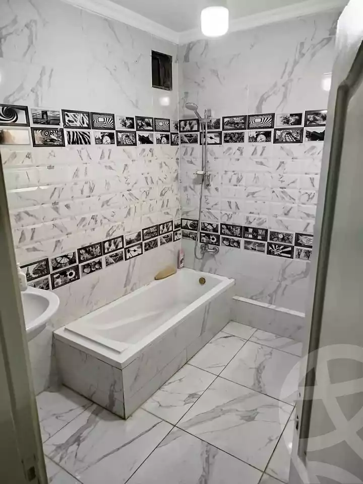 https://aqarmap.com.eg/en/listing/5555424-for-sale-cairo-mokattam-el-hadabah-el-wosta-el-mantaqa-el-rabaa
