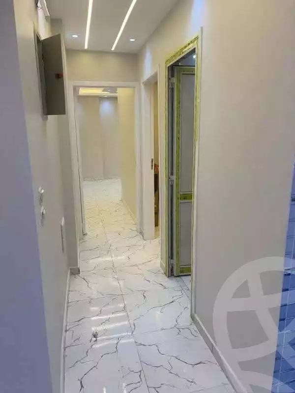 https://aqarmap.com.eg/ar/listing/5555808-for-sale-cairo-mokattam-lhdb-l-ly-diplomats-neighborhood -street-9