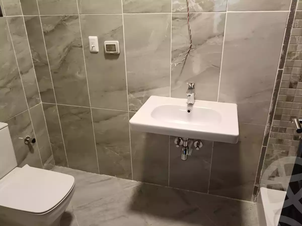 https://aqarmap.com.eg/en/listing/5556642-for-rent-cairo-new-cairo-compounds-el-deyar-mokhabarat