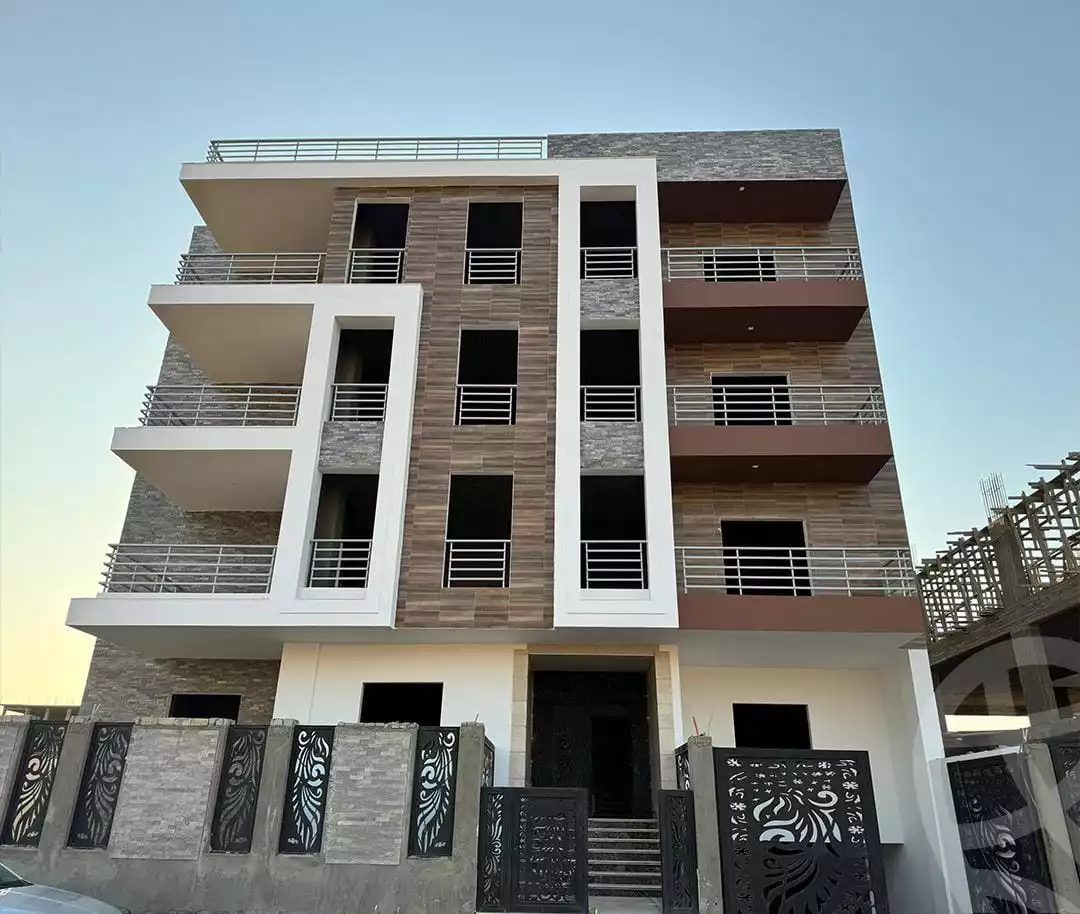 https://aqarmap.com.eg/en/listing/5557913-for-sale-cairo-new-cairo-bait-el-watan-first-neighborhood