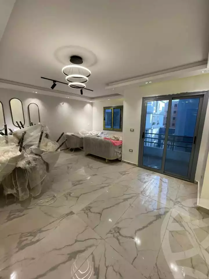 https://aqarmap.com.eg/ar/listing/5561051-for-sale-cairo-mokattam-el-hadabah-el-wosta-el-mantaqa-el-talta-el-hadaba-al-wosta-road