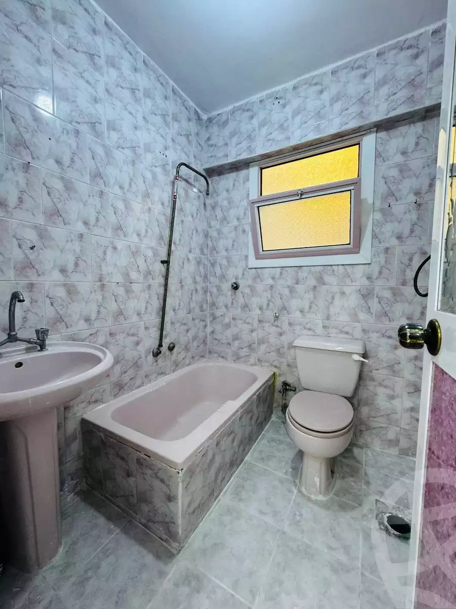 https://aqarmap.com.eg/en/listing/5561832-for-sale-alexandria-l-jmy-shataa-el-nakheel