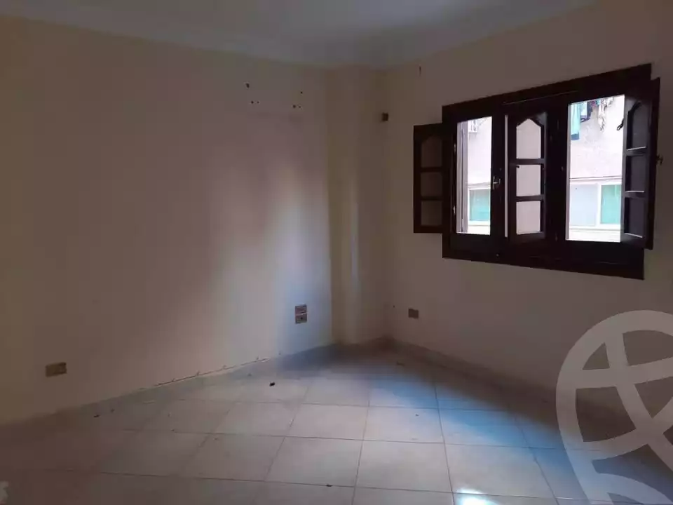 https://aqarmap.com.eg/ar/listing/5562140-for-sale-cairo-mokattam-lhdb-l-ly-shareaa-9