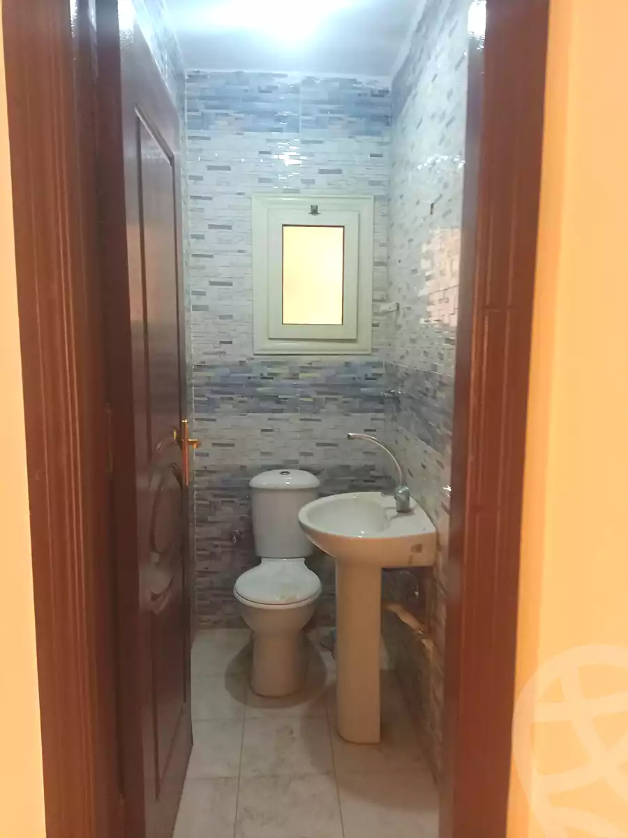 https://aqarmap.com.eg/en/listing/5562512-for-rent-cairo-mokattam-el-hadabah-el-wosta-rd-lmbhth