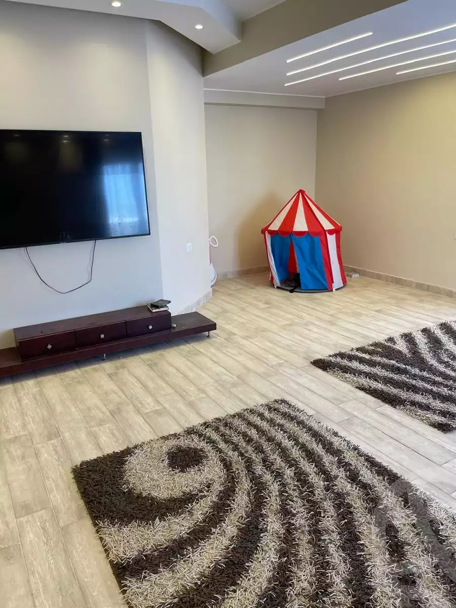 https://aqarmap.com.eg/en/listing/5563939-for-sale-cairo-el-sheikh-zayed-city-compounds-zayed-dunes