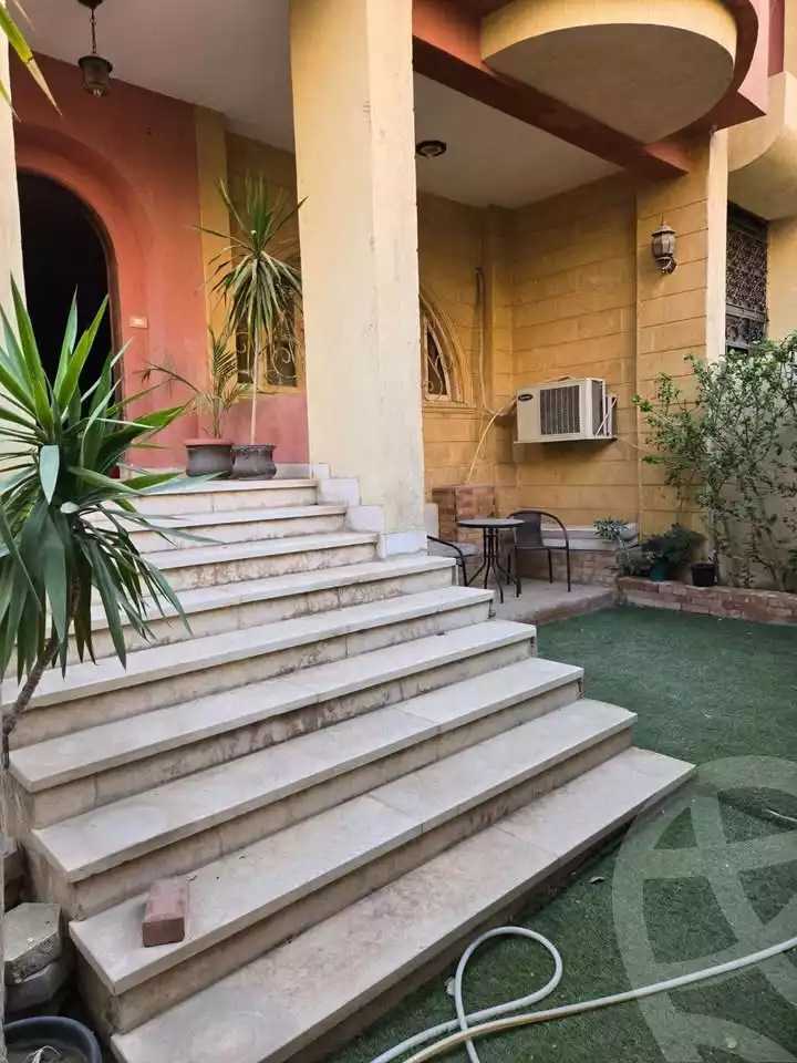 https://aqarmap.com.eg/en/listing/5567077-for-sale-cairo-mokattam-lhdb-l-ly-el-madina-el-monawara-st