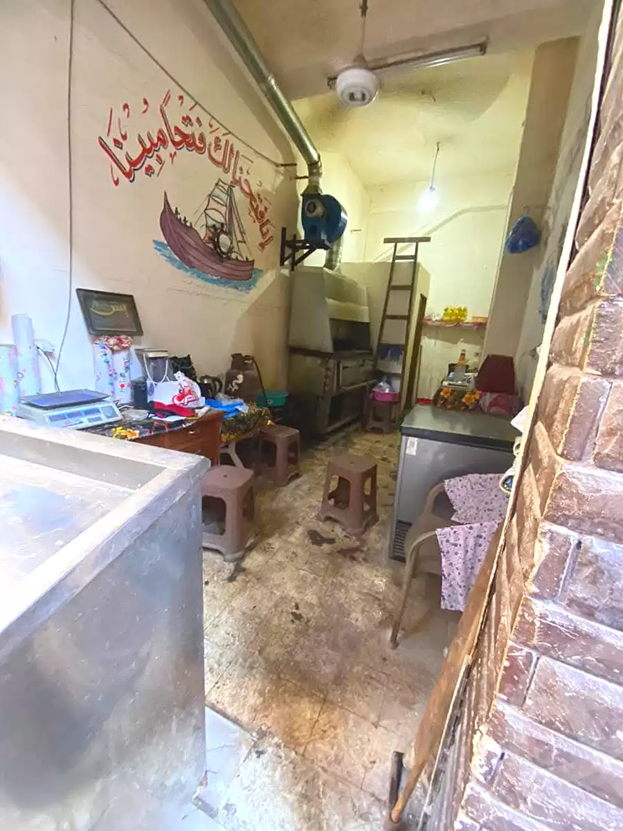 https://aqarmap.com.eg/ar/listing/5570222-for-sale-alexandria-el-hanouvel-kasr-al-quiri-st-1