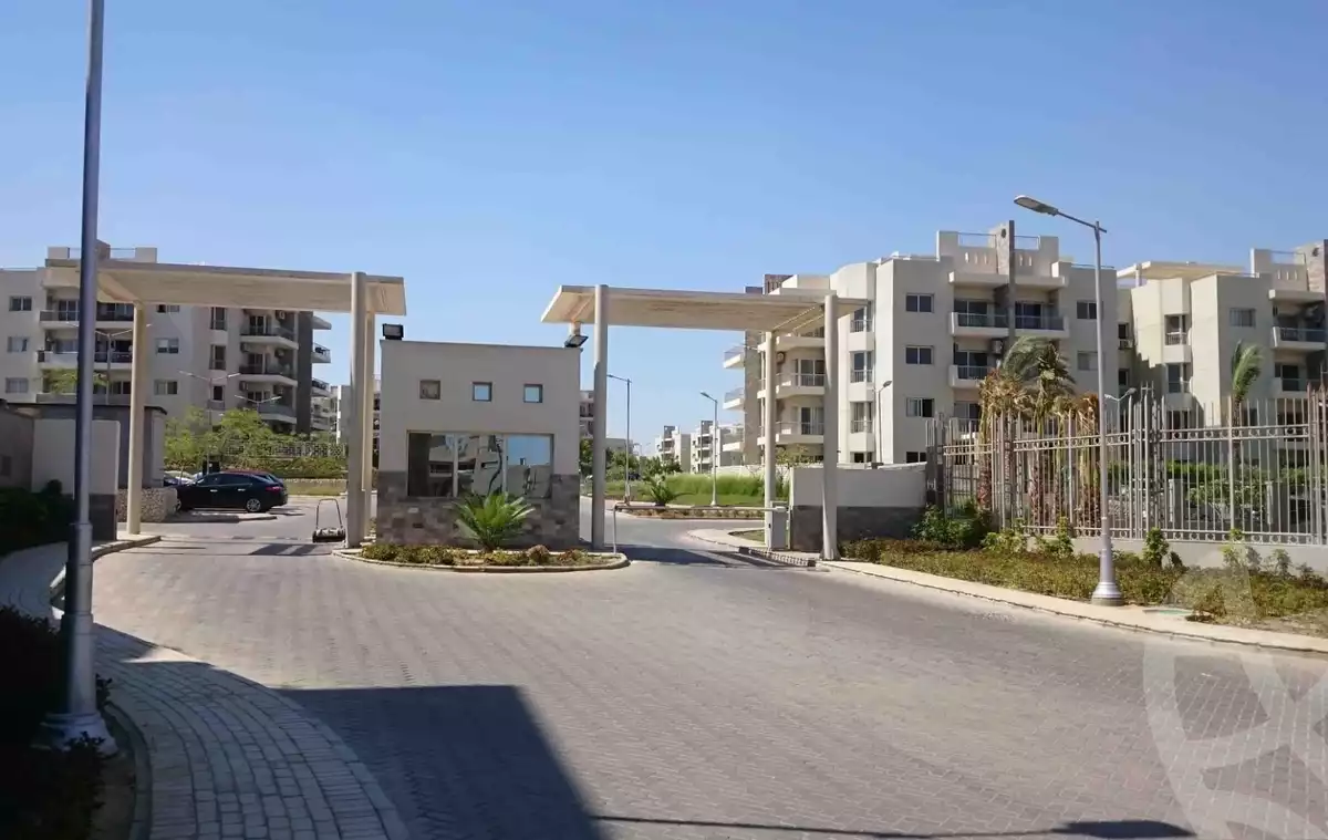 https://aqarmap.com.eg/en/listing/5574742-for-sale-cairo-el-sheikh-zayed-city-compounds-dh-drys