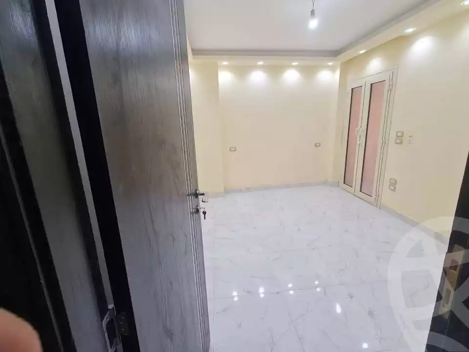 https://aqarmap.com.eg/ar/listing/5575202-for-rent-cairo-mokattam-lhdb-l-ly-manteqt-ganob-s