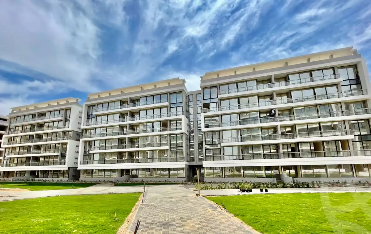 https://aqarmap.com.eg/en/listing/5578745-for-sale-cairo-6th-of-october-hadaeq-october-kmbwnd-fy-hdyq-ktwbr-lake-front