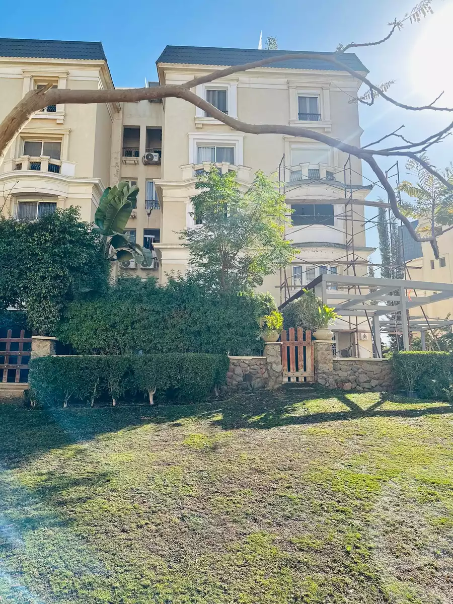 https://aqarmap.com.eg/en/listing/5578947-for-sale-cairo-new-cairo-compounds-tag-city