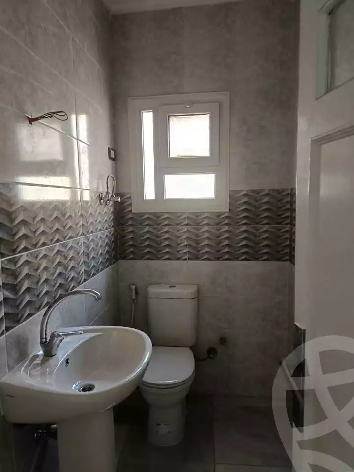 https://aqarmap.com.eg/en/listing/5581513-for-rent-cairo-mokattam-lhdb-l-ly-s-zone