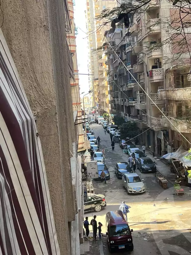 https://aqarmap.com.eg/ar/listing/5581543-for-sale-alexandria-sydy-bshr-sydy-bshr-bhry-shr-mhmwd-l-yswy