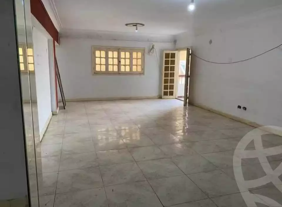 https://aqarmap.com.eg/ar/listing/5583026-for-sale-cairo-mokattam-lhdb-l-ly-shareaa-9