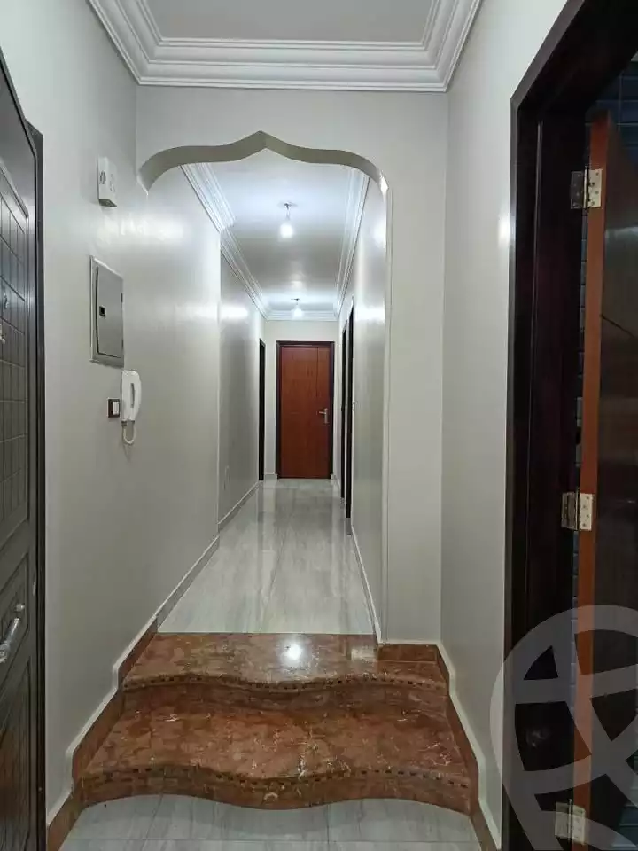 https://aqarmap.com.eg/ar/listing/5583171-for-rent-cairo-mokattam-lhdb-l-ly