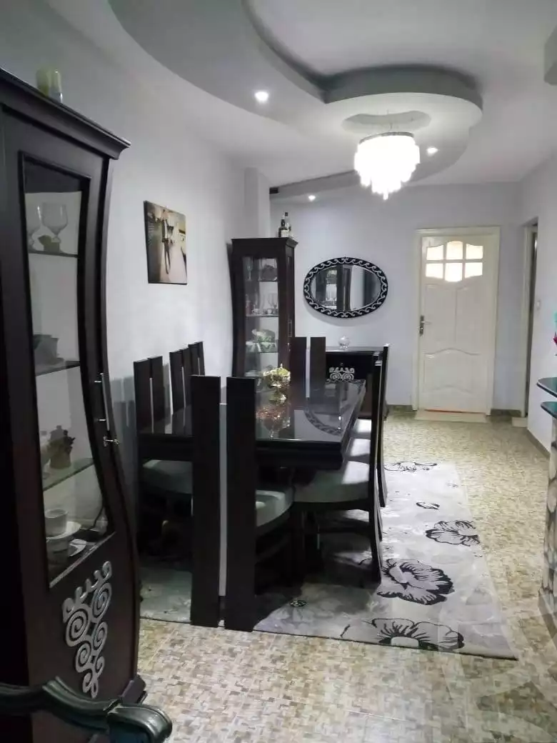 https://aqarmap.com.eg/en/listing/5584199-for-sale-alexandria-lsywf-el-falki