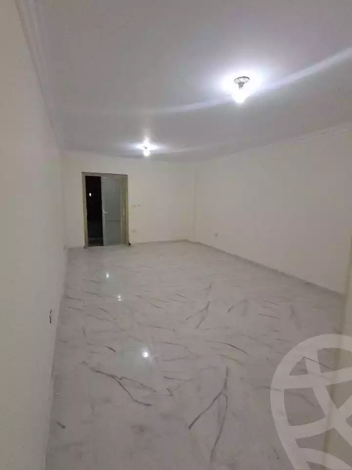 https://aqarmap.com.eg/en/listing/5584574-for-rent-cairo-mokattam-el-hadabah-el-wosta-el-mantaqa-el-khamsa