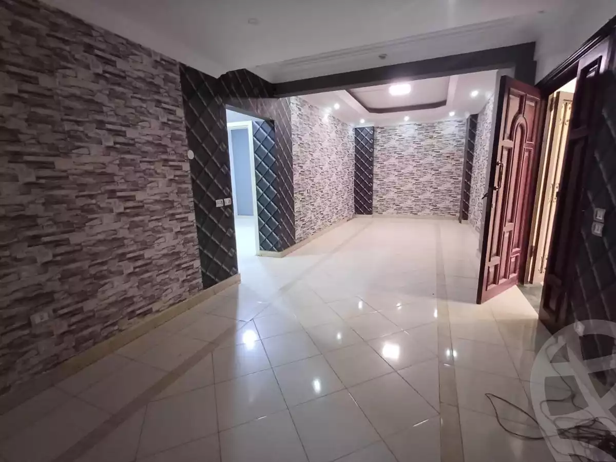 https://aqarmap.com.eg/ar/listing/5584961-for-rent-cairo-mokattam-lhdb-l-ly