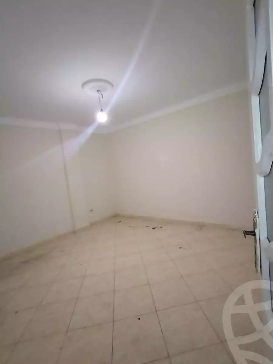 https://aqarmap.com.eg/ar/listing/5584943-for-rent-alexandria-l-jmy-lbytsh-el-hay-st