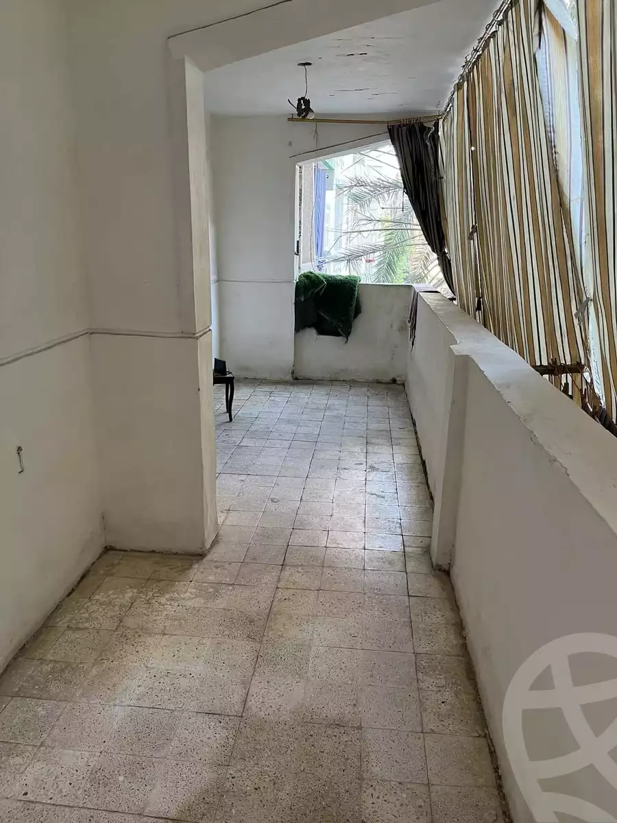 https://aqarmap.com.eg/ar/listing/5587456-for-sale-alexandria-l-jmy-lbytsh-el-hanafeya-st