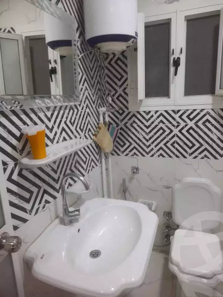 https://aqarmap.com.eg/ar/listing/5590304-for-rent-alexandria-l-jmy-lbytsh-bianchiii