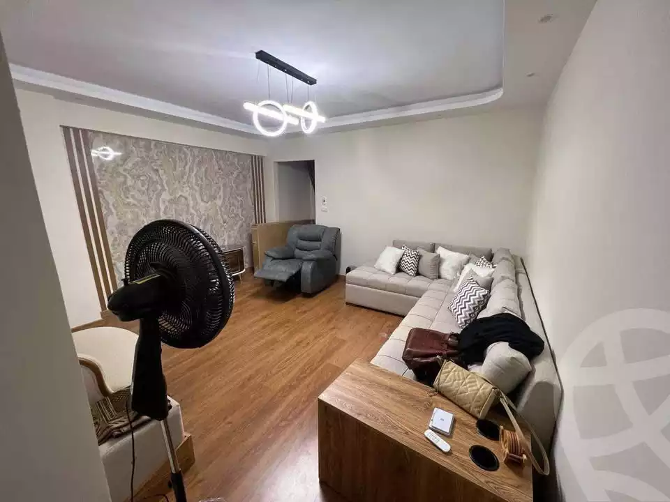 https://aqarmap.com.eg/en/listing/5590444-for-sale-alexandria-bw-qyr