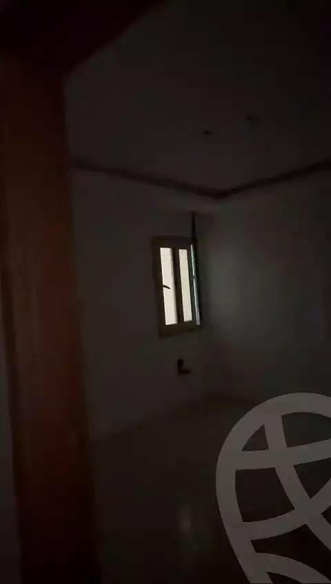 https://aqarmap.com.eg/ar/listing/5591373-for-sale-cairo-new-cairo-compounds-flowers-park