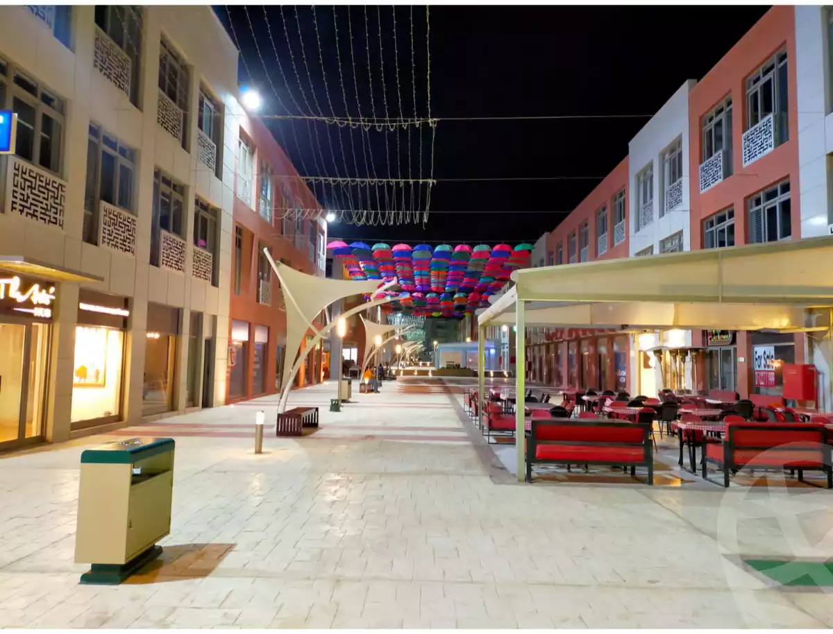 https://aqarmap.com.eg/ar/listing/5591430-for-sale-cairo-el-sheikh-zayed-city-compounds-the-courtyard-mall-dorra