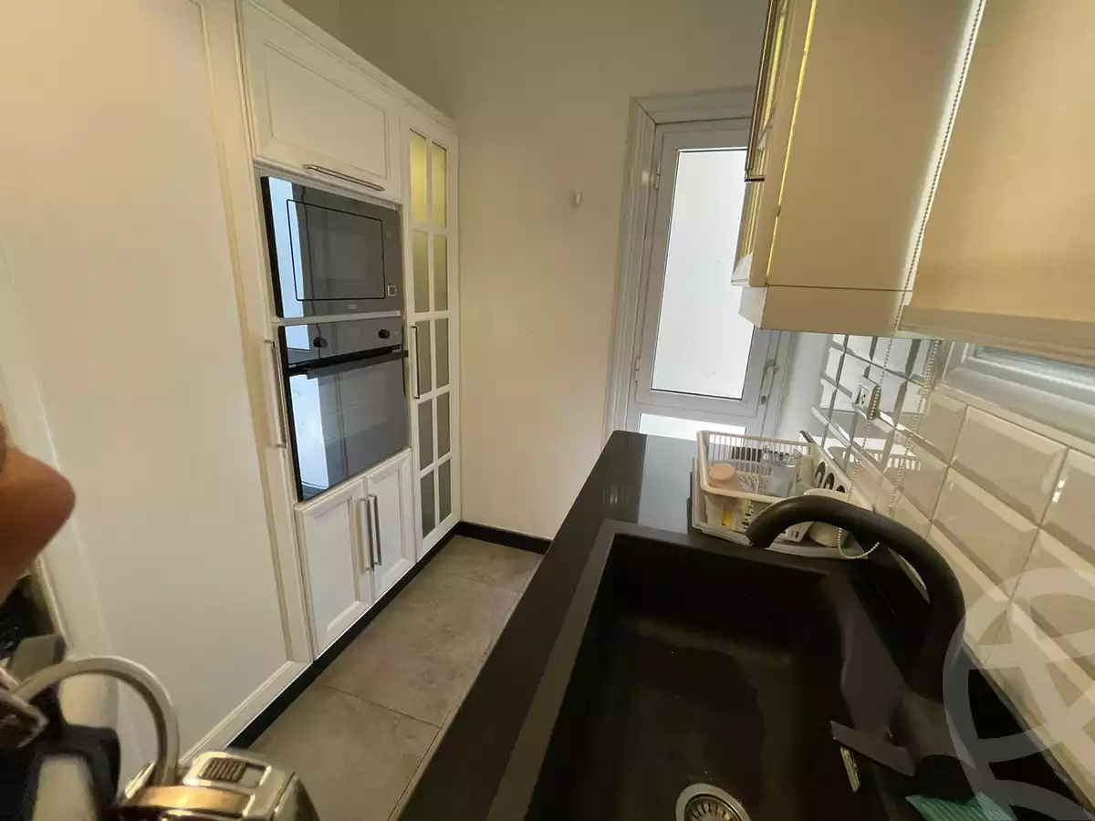 https://aqarmap.com.eg/en/listing/5591659-for-sale-cairo-el-sheikh-zayed-city-compounds-dh-drys