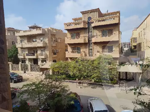 https://aqarmap.com.eg/ar/listing/5593573-for-sale-cairo-new-cairo-compounds-lmn-l-m