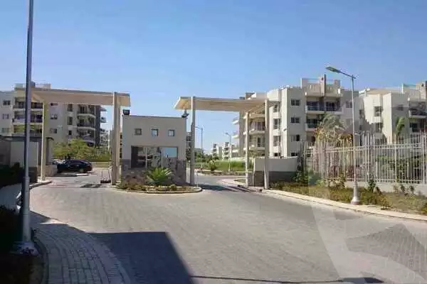 https://aqarmap.com.eg/ar/listing/5594432-for-rent-cairo-el-sheikh-zayed-city-compounds-dh-drys