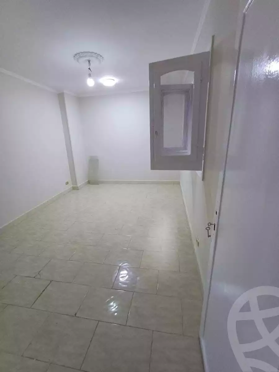 https://aqarmap.com.eg/ar/listing/5918470-for-sale-cairo-helwan-hadayek-helwan-el-shareef