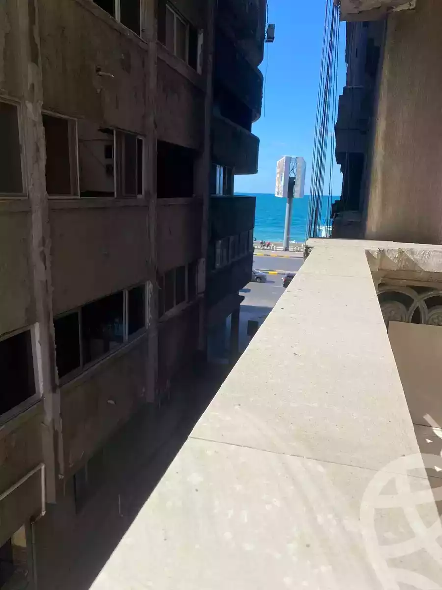 https://aqarmap.com.eg/en/listing/5597016-for-sale-alexandria-sporting-el-geish-road
