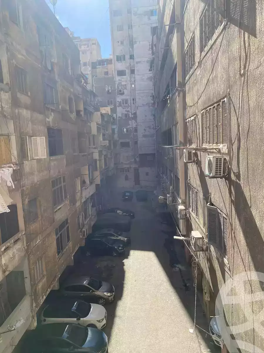 https://aqarmap.com.eg/en/listing/5597016-for-sale-alexandria-sporting-el-geish-road