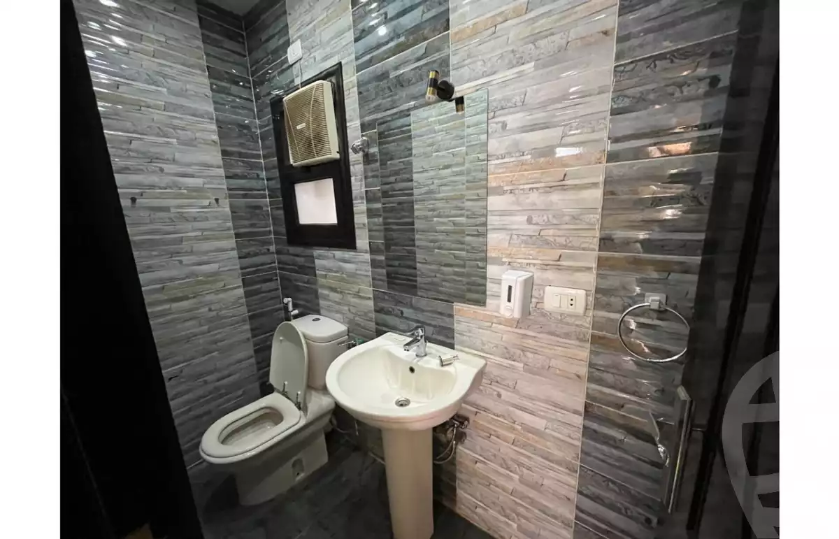 https://aqarmap.com.eg/ar/listing/5815634-for-rent-cairo-new-cairo-compounds-midtown
