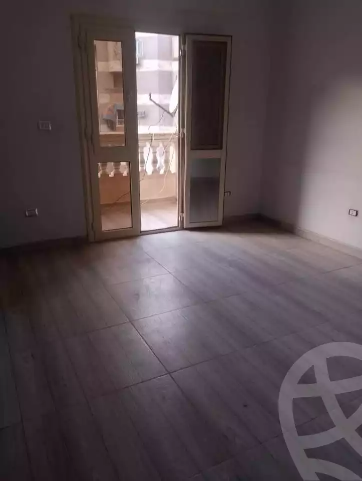 https://aqarmap.com.eg/en/listing/5914650-for-sale-cairo-el-zaytun-lzytwn-lshrqy-toman-bai-st