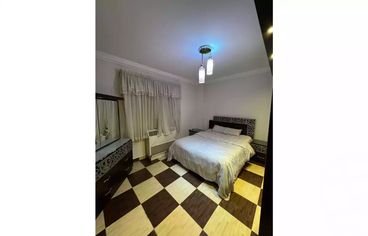 https://aqarmap.com.eg/ar/listing/5599411-for-rent-cairo-new-cairo-compounds-el-ashrafia