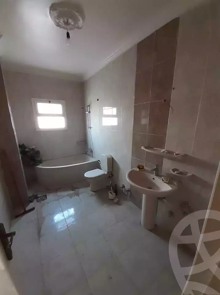 https://aqarmap.com.eg/en/listing/5915132-for-sale-cairo-al-oubour-el-hay-el-rabaa