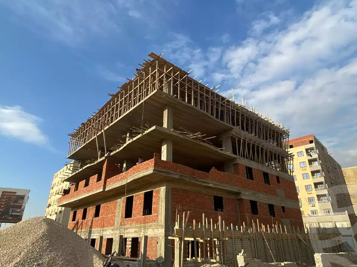 https://aqarmap.com.eg/ar/listing/5540015-for-sale-cairo-mokattam-el-hadabah-el-wosta-el-mantaqa-el-olaa-baron-school-street