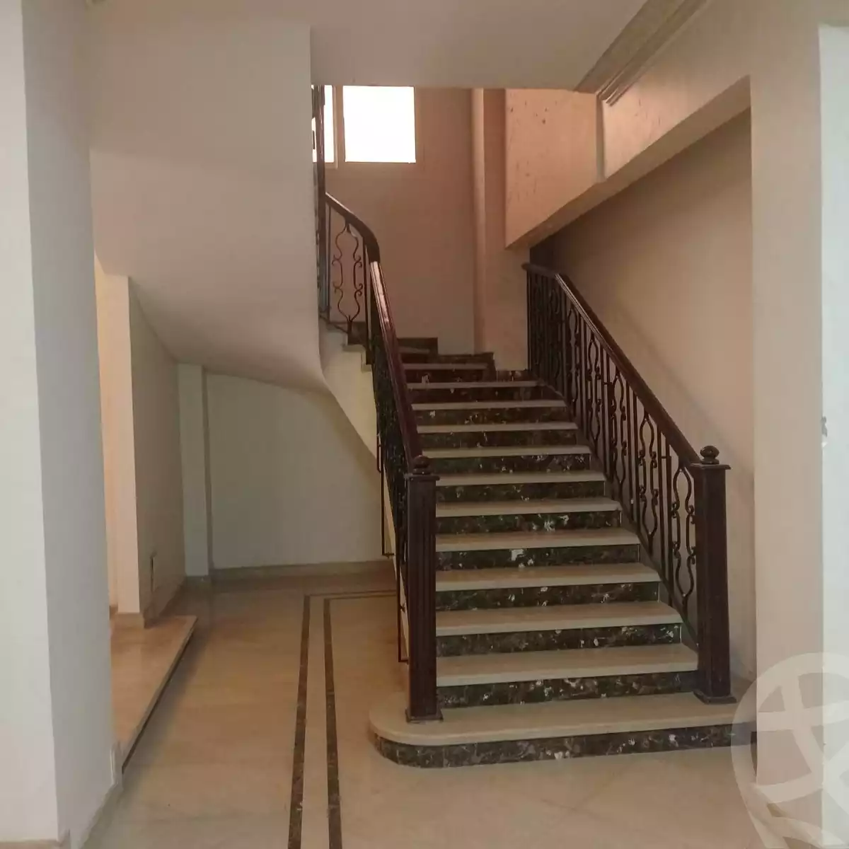 https://aqarmap.com.eg/ar/listing/5893190-for-rent-cairo-new-cairo-el-ahyaa-third-neighborhood-street-1
