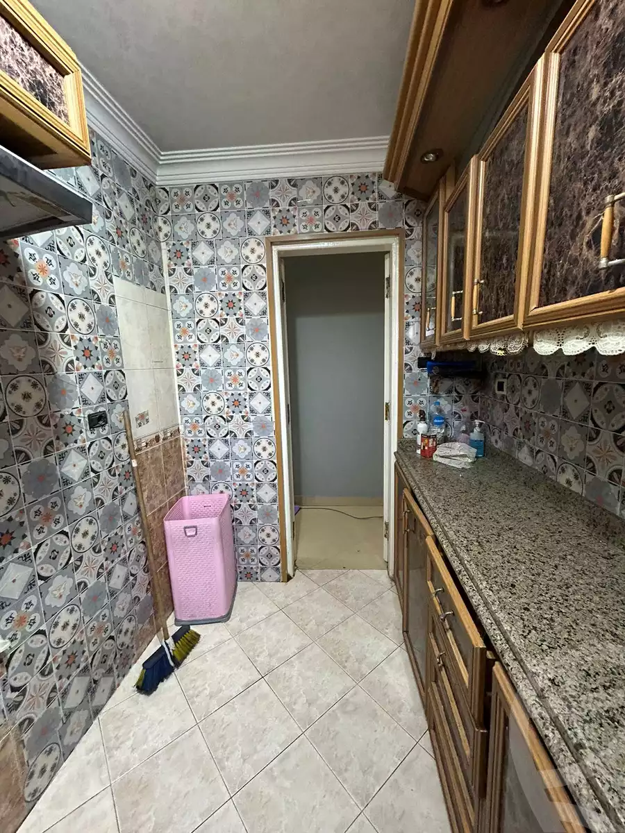 https://aqarmap.com.eg/en/listing/5600954-for-sale-cairo-shoubra-rod-el-farag-el-sayed-hussein-st