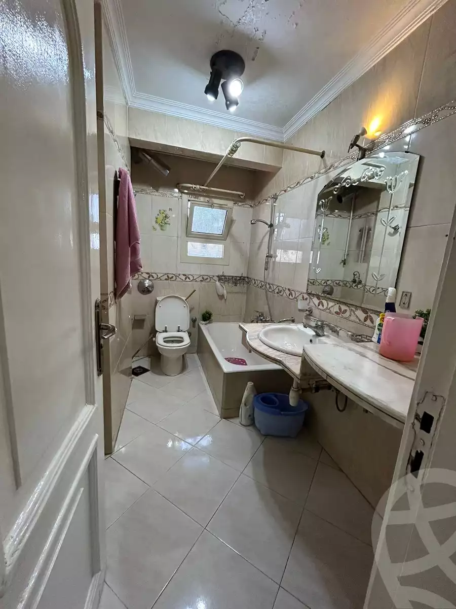 https://aqarmap.com.eg/en/listing/5600954-for-sale-cairo-shoubra-rod-el-farag-el-sayed-hussein-st